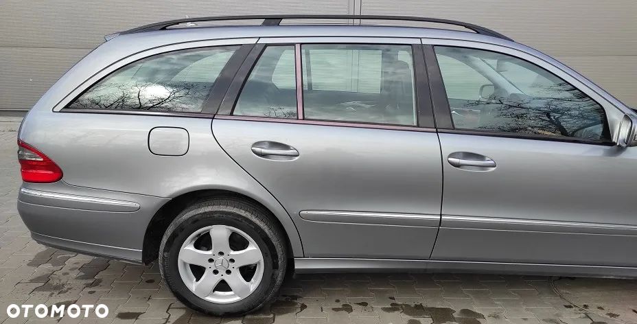 Mercedes-Benz Klasa E 320 CDI 4-Matic T Elegance - 6