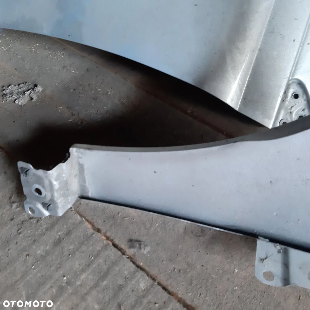 Błotnik Przedni Prawy Audi A4 B7 LY7W - 7