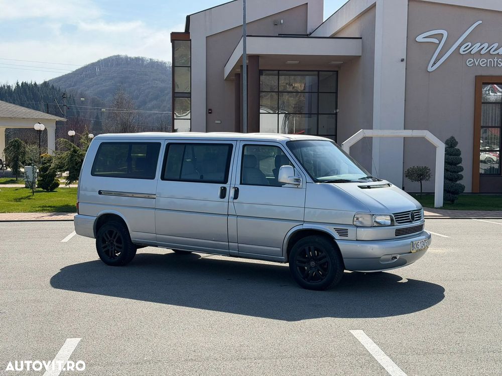 Volkswagen Caravelle - 11