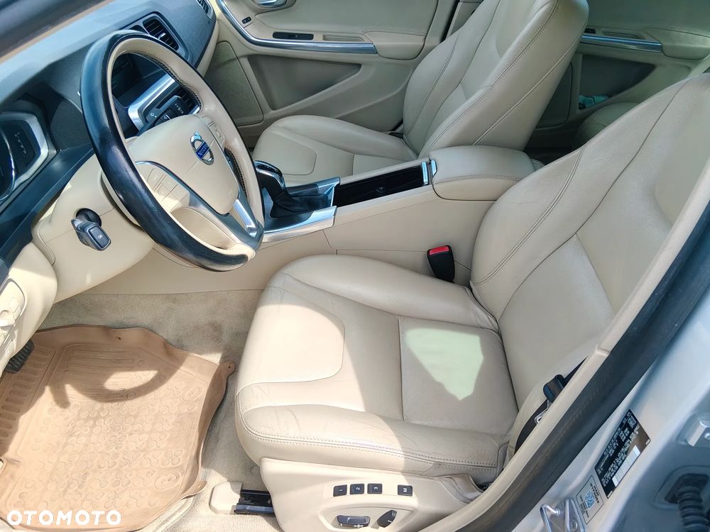 Volvo S60 T5 Geartronic Summum - 11