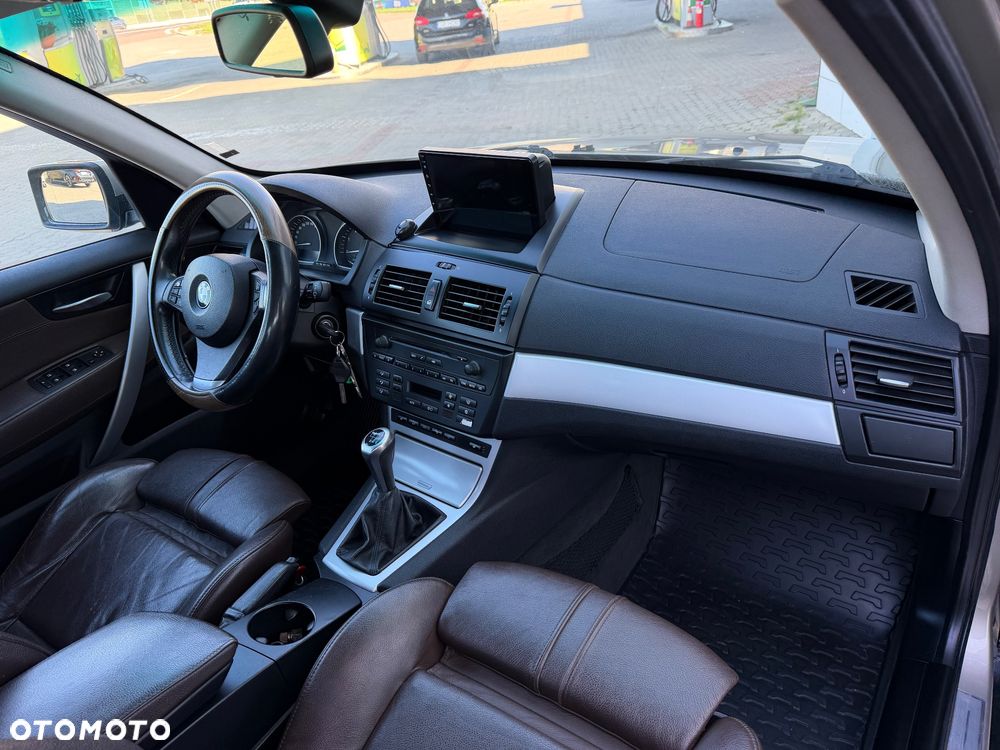 BMW X3 2.0d - 32