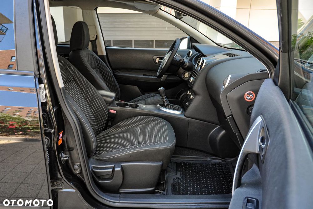 Nissan Qashqai+2 - 11