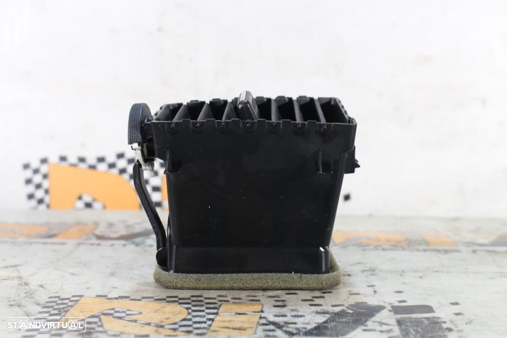 Arejador / Difusor De Ar Seat Leon (5F1)  5F1819110 / Central Esquerdo - 5
