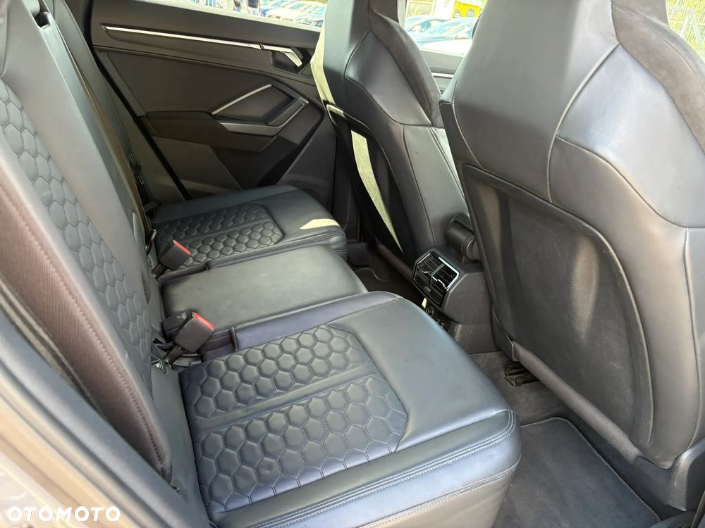 Audi RS Q3 2.5 TFSI quattro S tronic - 26