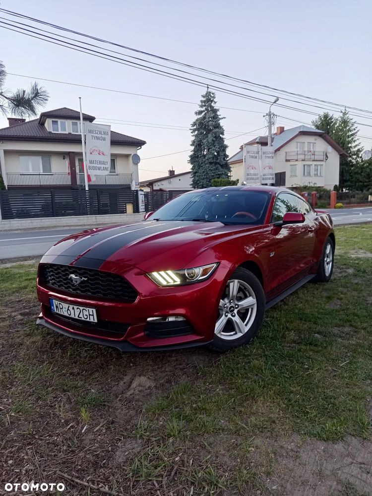Ford Mustang 3.7 V6 - 1