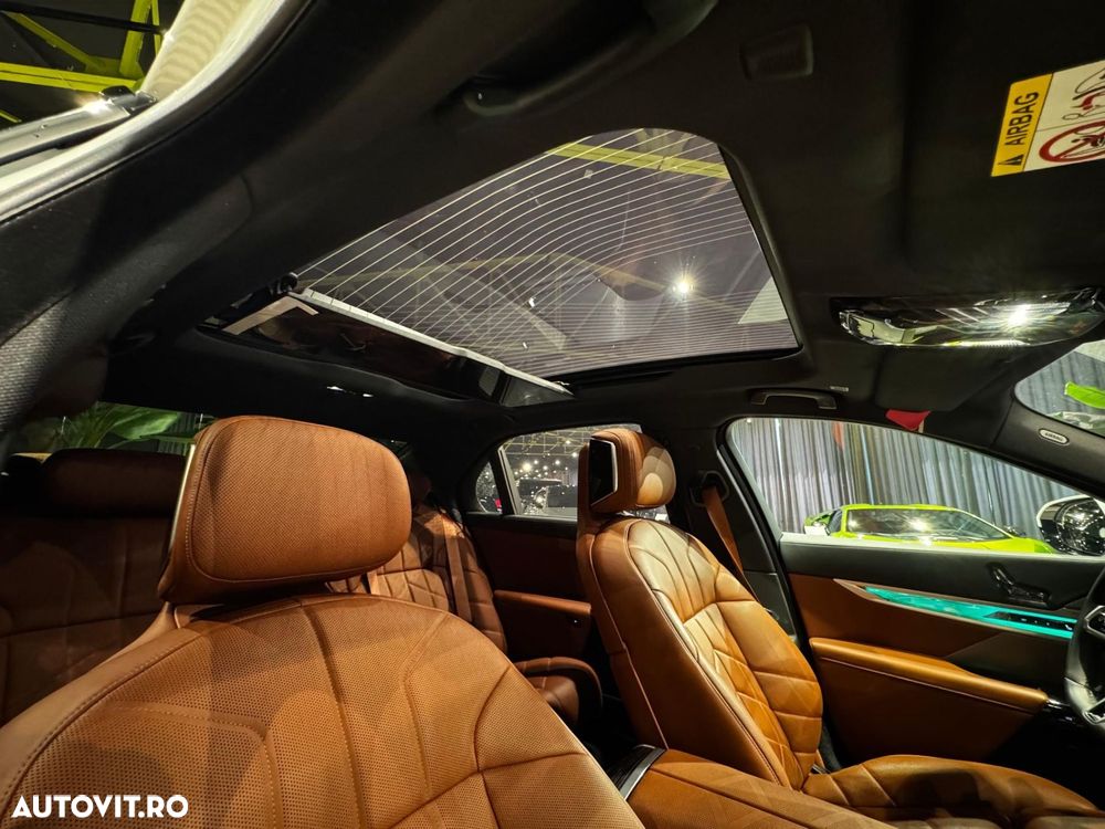 BMW Seria 7 740d xDrive MHEV - 17