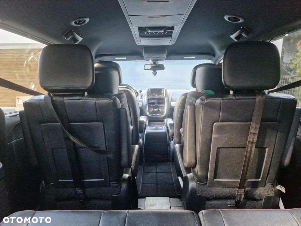 Dodge Grand Caravan 3.6 R/T - 10