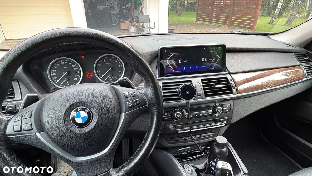 BMW X6 - 27