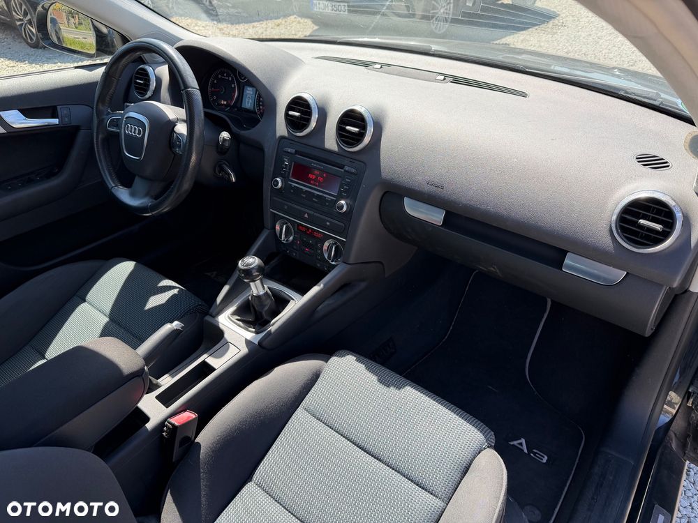 Audi A3 Sportback 1.6 Ambition - 38