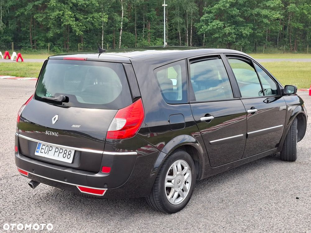 Renault Scenic 1.6 16V Expression - 11