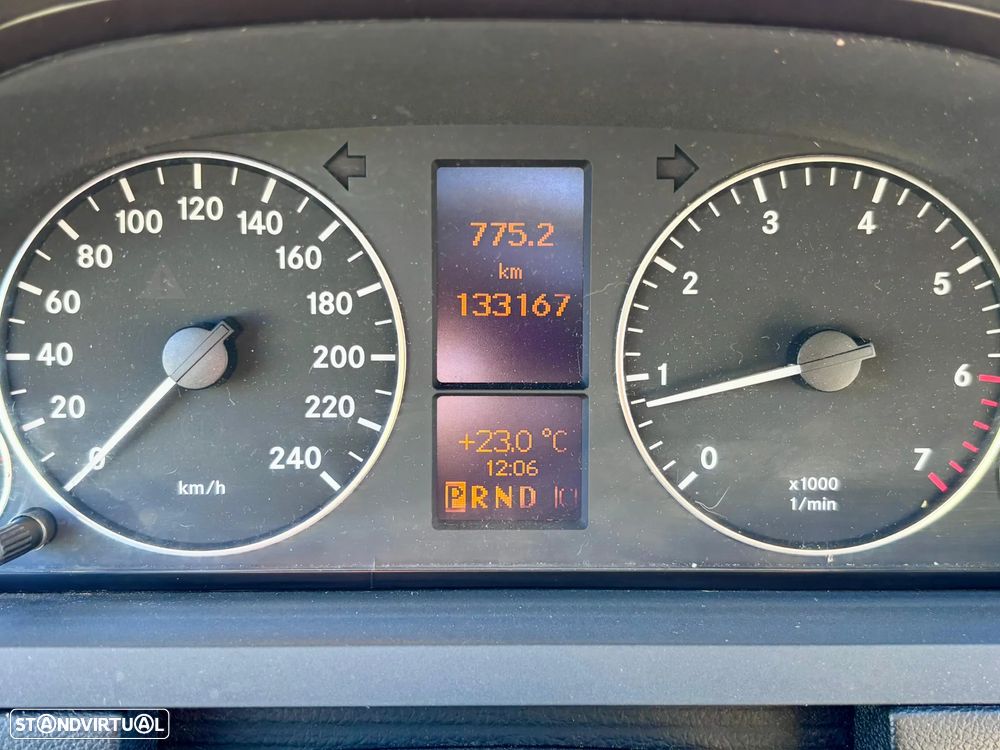 Mercedes-Benz A 150 Avantgarde Automatic - 11