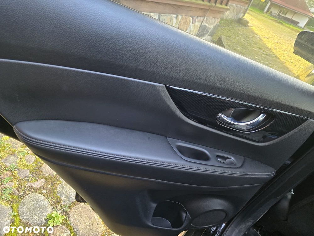 Nissan X-Trail 2.0 dCi Tekna 4WD Xtronic - 18