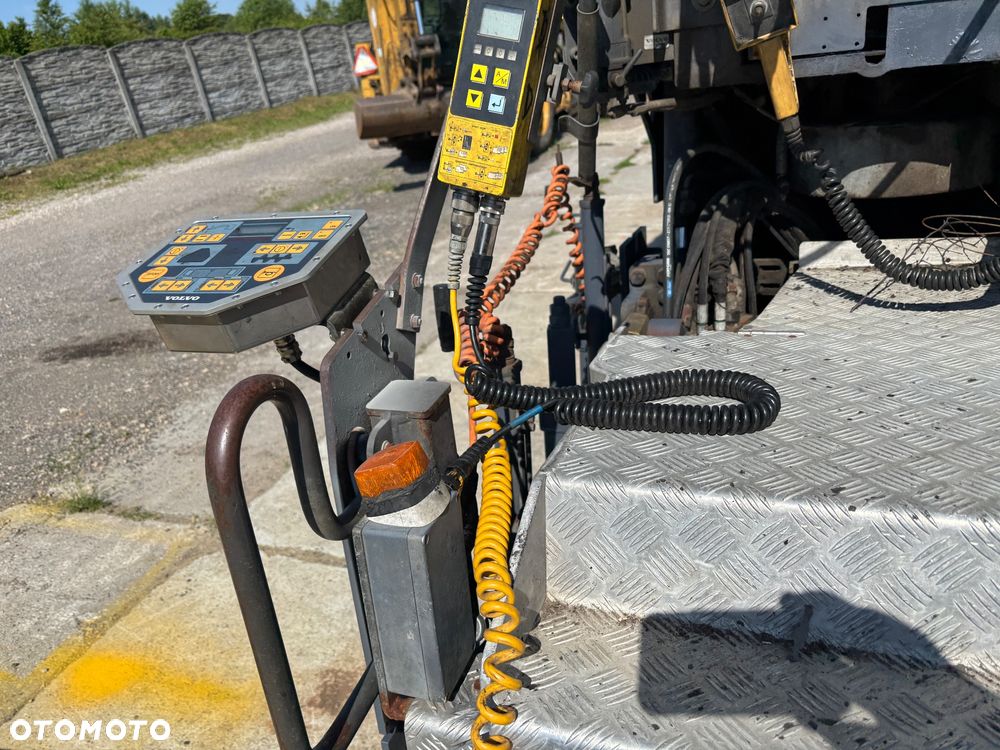 Volvo ABG 7820 Rozściełacz Asfaltu na gąsienicach 2011 rok układarka 2,5-5m Niwelacja, stan bdb import - 19