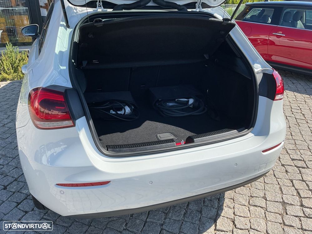 Mercedes-Benz A 250 e Style Plus - 16