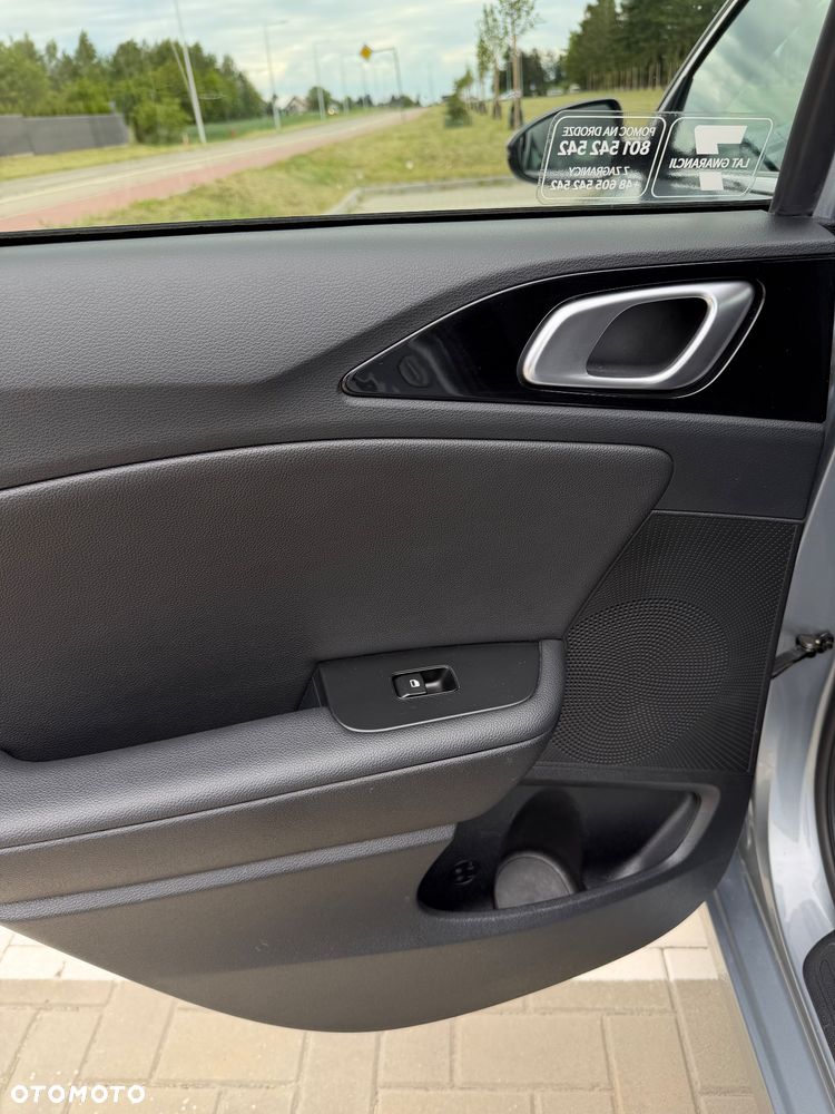Kia Ceed 1.5 T-GDI Business Line - 14
