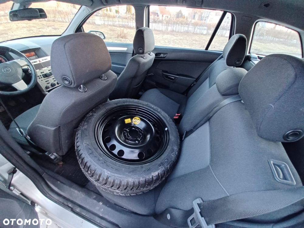 Opel Astra 1.8 Selection - 18