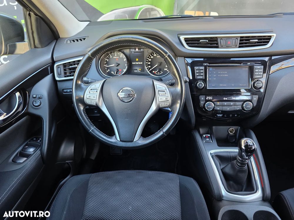 Nissan Qashqai 1.2 DIG-T ACENTA - 16