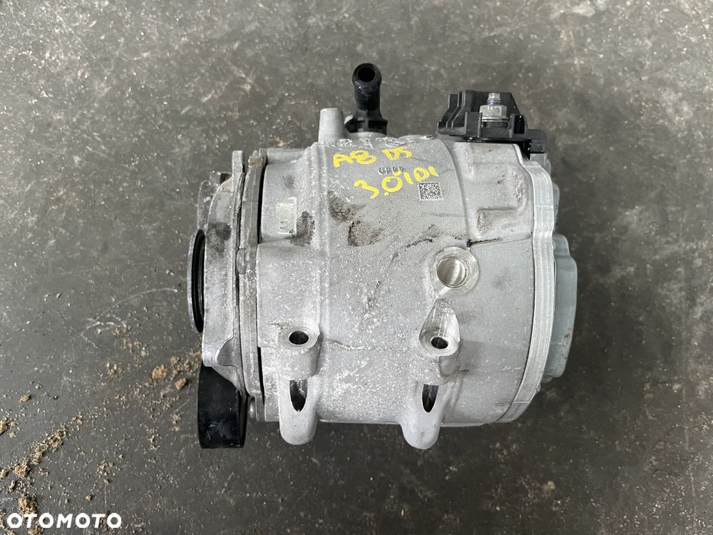 Alternator 3.0 TDI Audi A8 D5 - 1