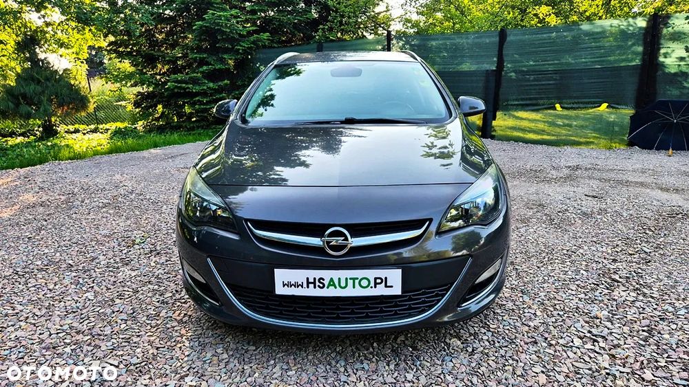 Opel Astra 1.4 Turbo Exklusiv - 4