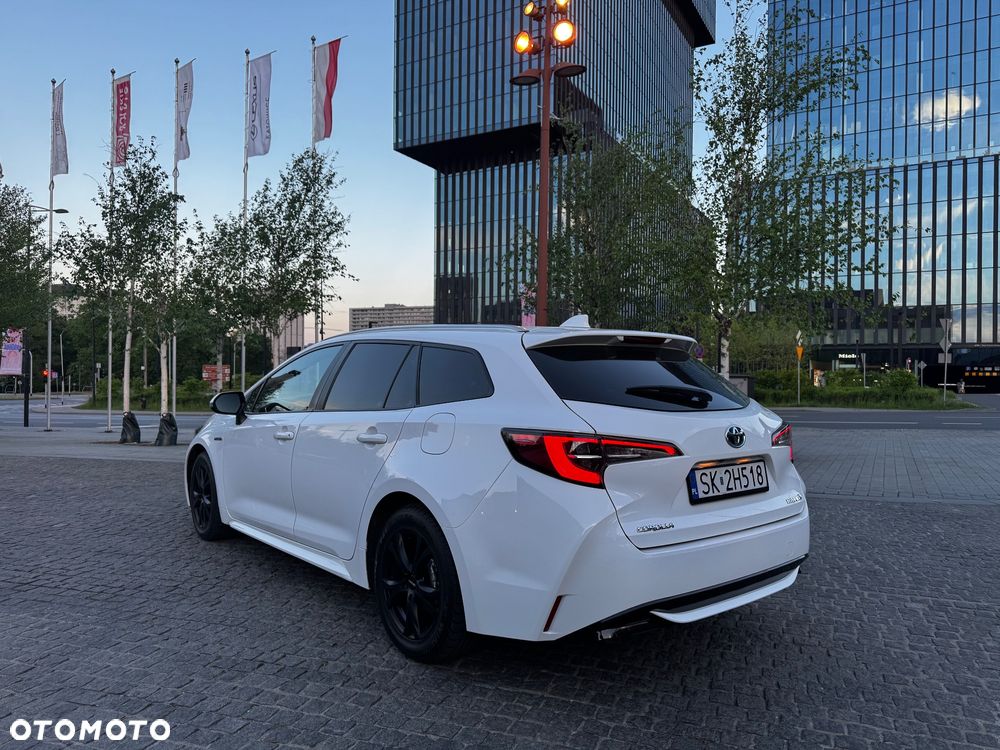 Toyota Corolla 2.0 Hybrid Executive - 4