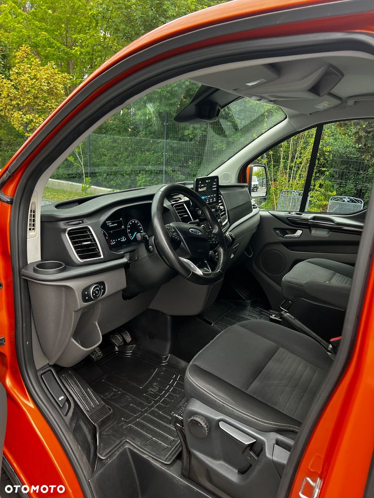 Ford Transit Custom 290 L2H1 Limited - 17