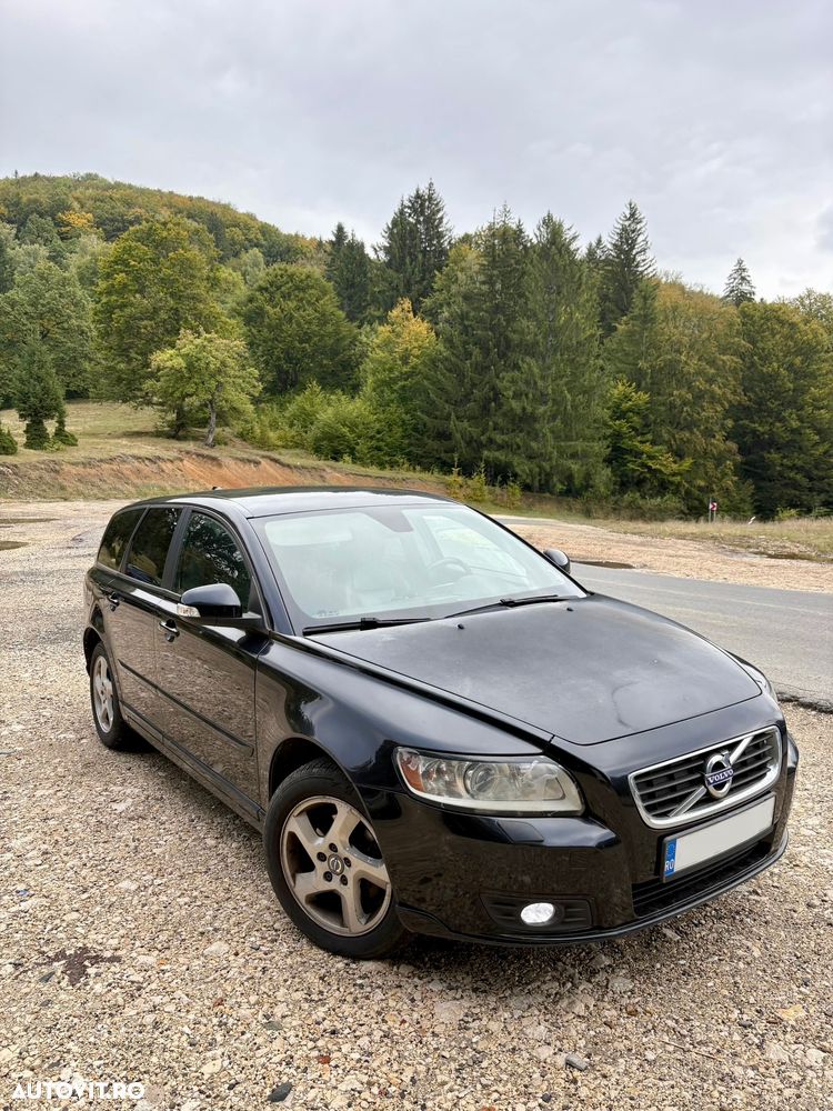 Volvo V50 - 1