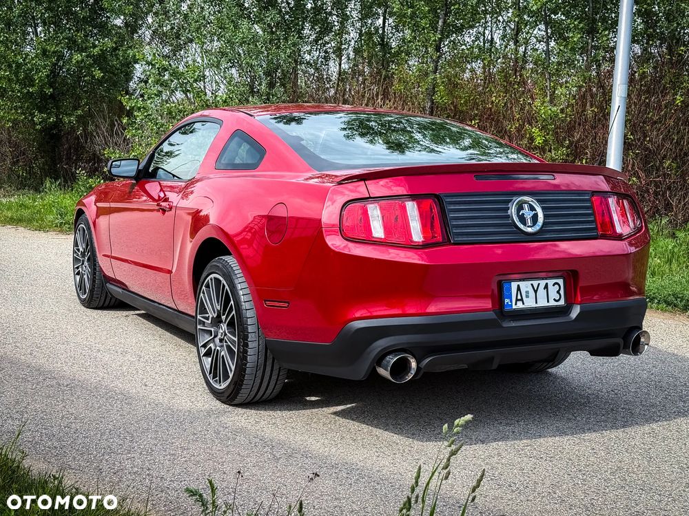 Ford Mustang 3.7 V6 Premium - 9