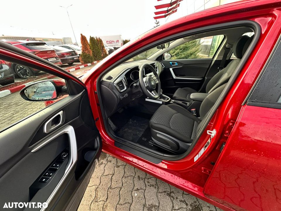 Kia Ceed - 6