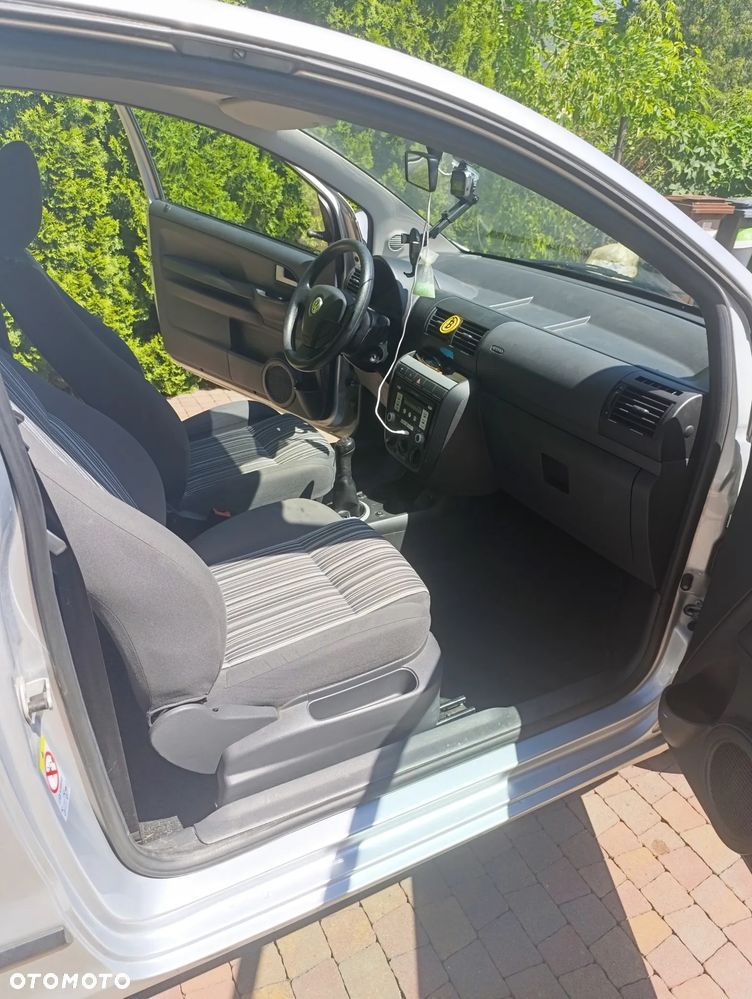 Volkswagen Fox 1.2 - 10