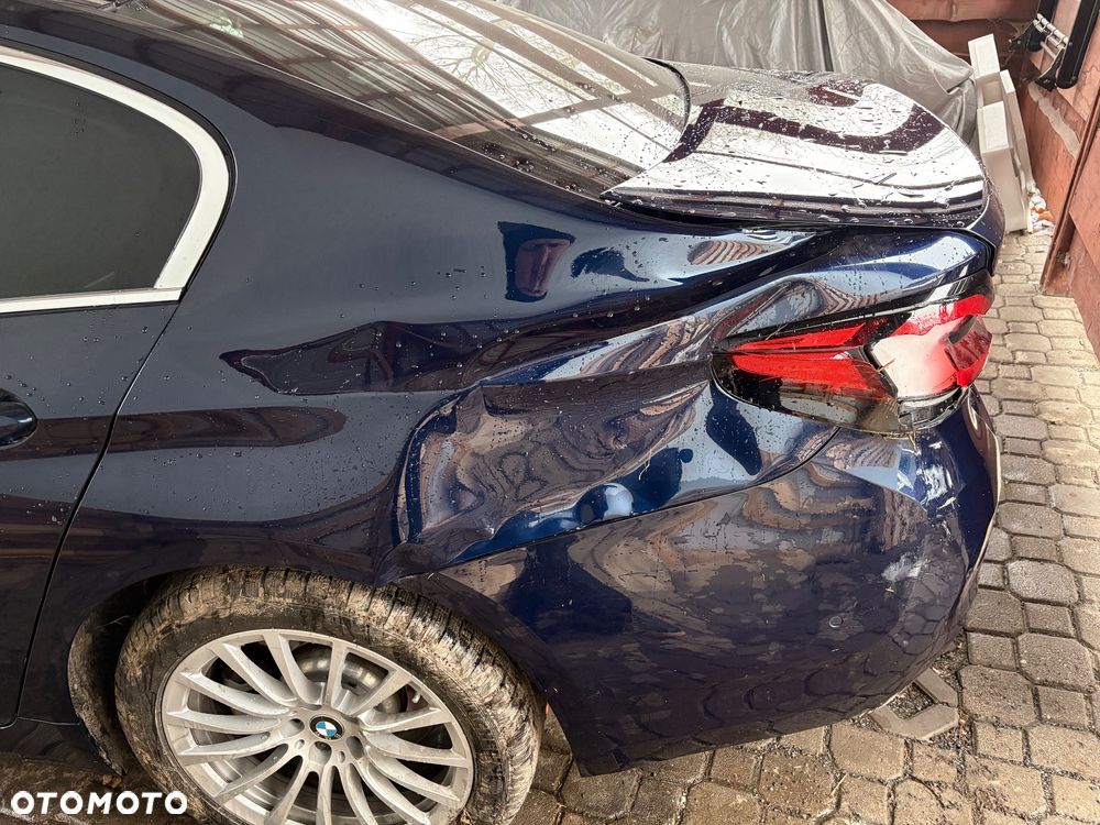 BMW Seria 5 530e xDrive Luxury Line sport - 4