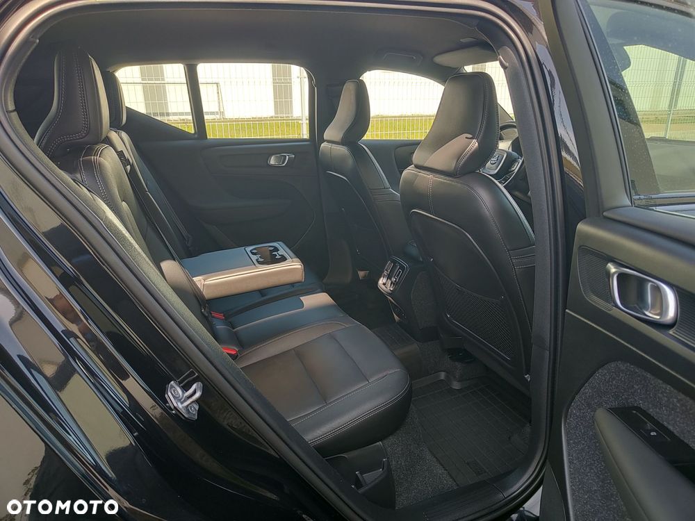 Volvo XC 40 T3 Geartronic RDesign - 13