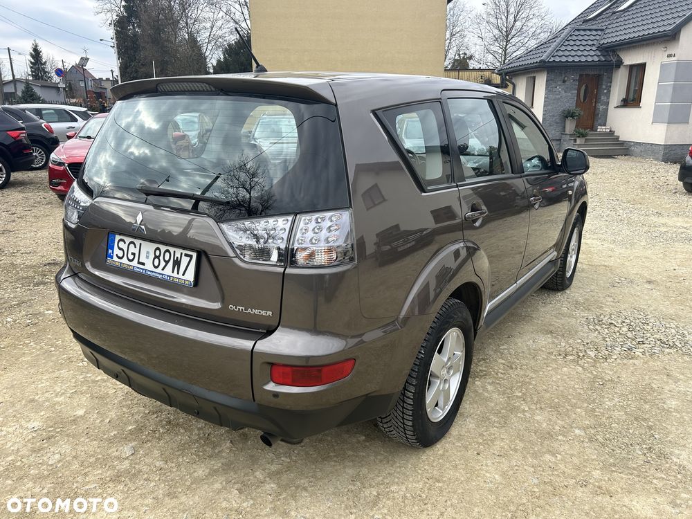 Mitsubishi Outlander 2.0 Intense + 2WD EU5 - 10