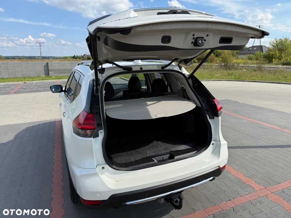 Nissan X-Trail 1.6 DCi N-Connecta 4WD 7os - 12