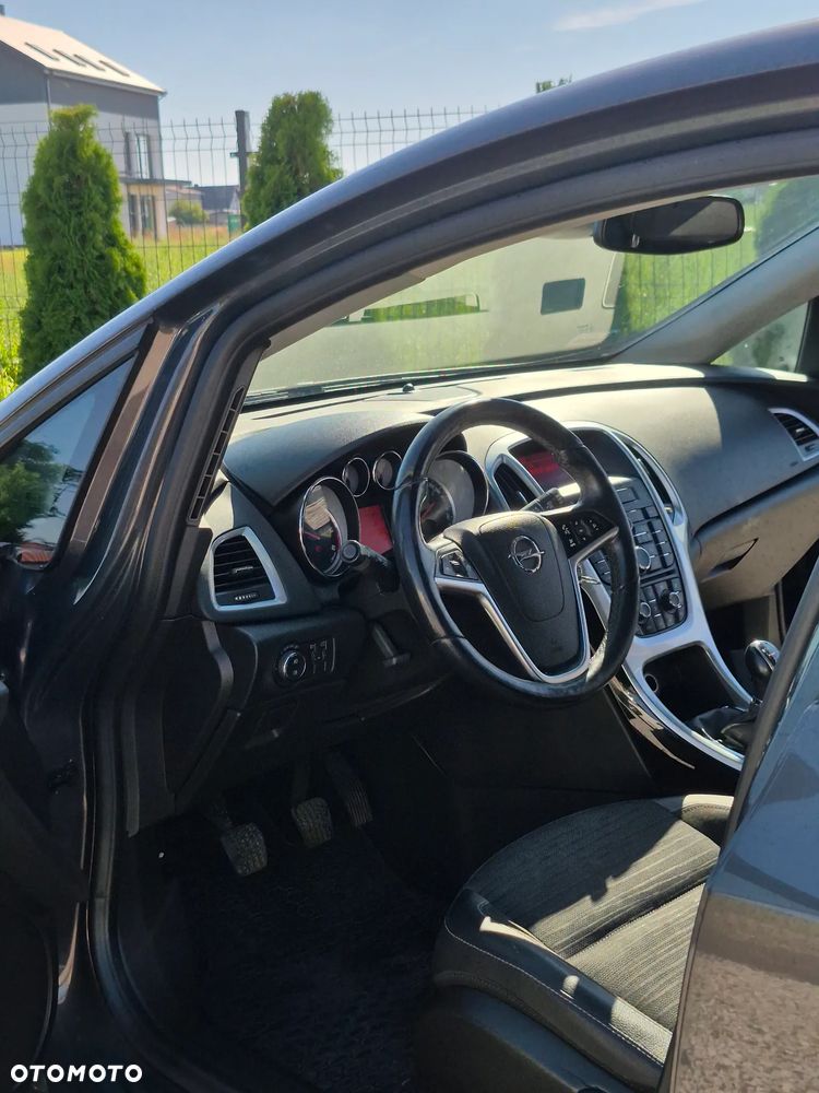 Opel Astra - 19