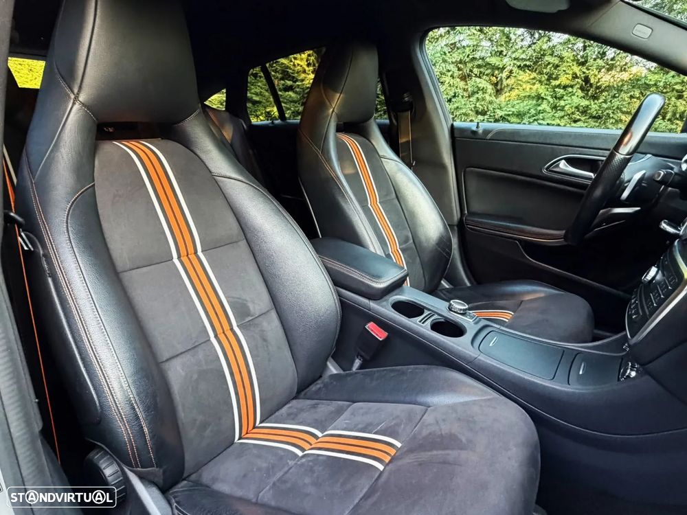 Mercedes-Benz CLA 220 d 7G-DCT AMG Line - 14