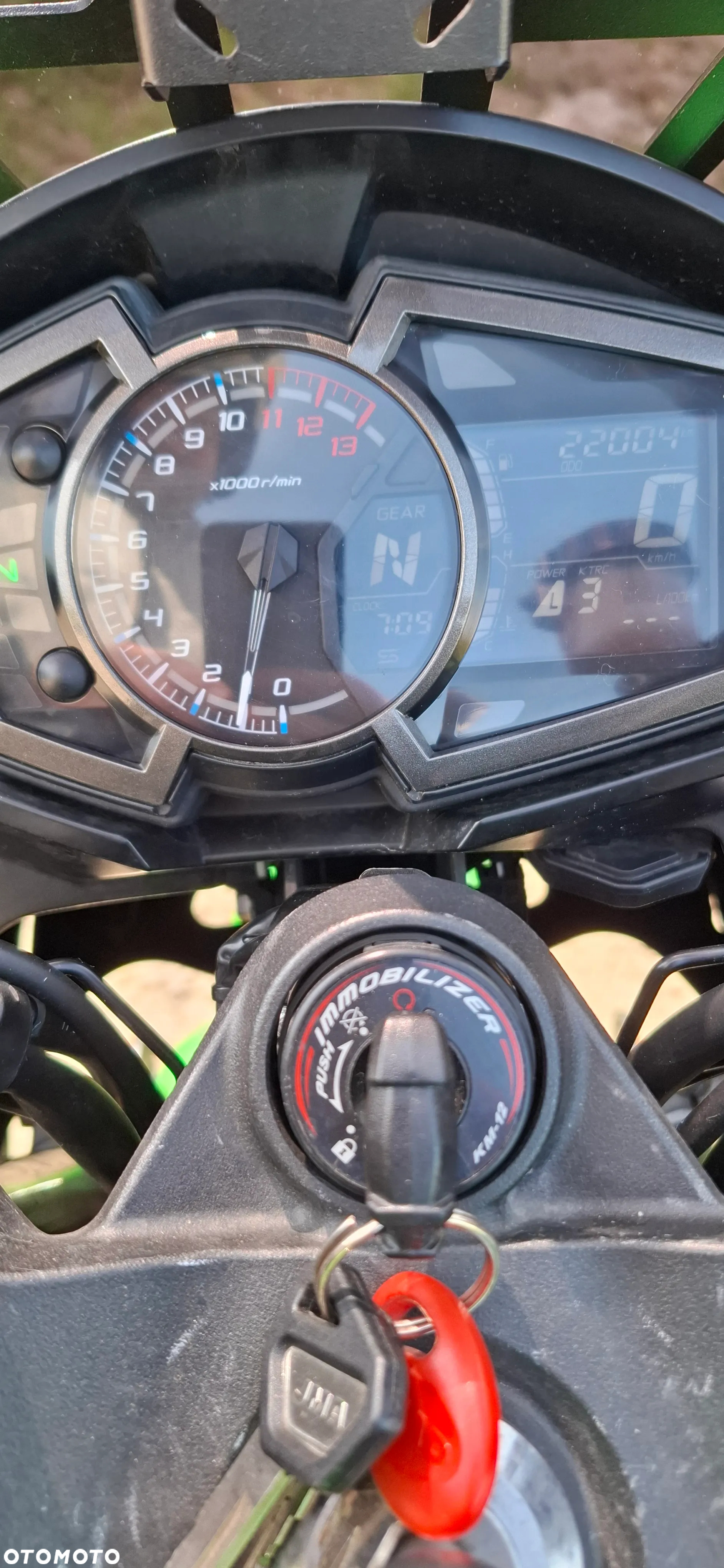 Kawasaki Ninja 1000 SX - 16