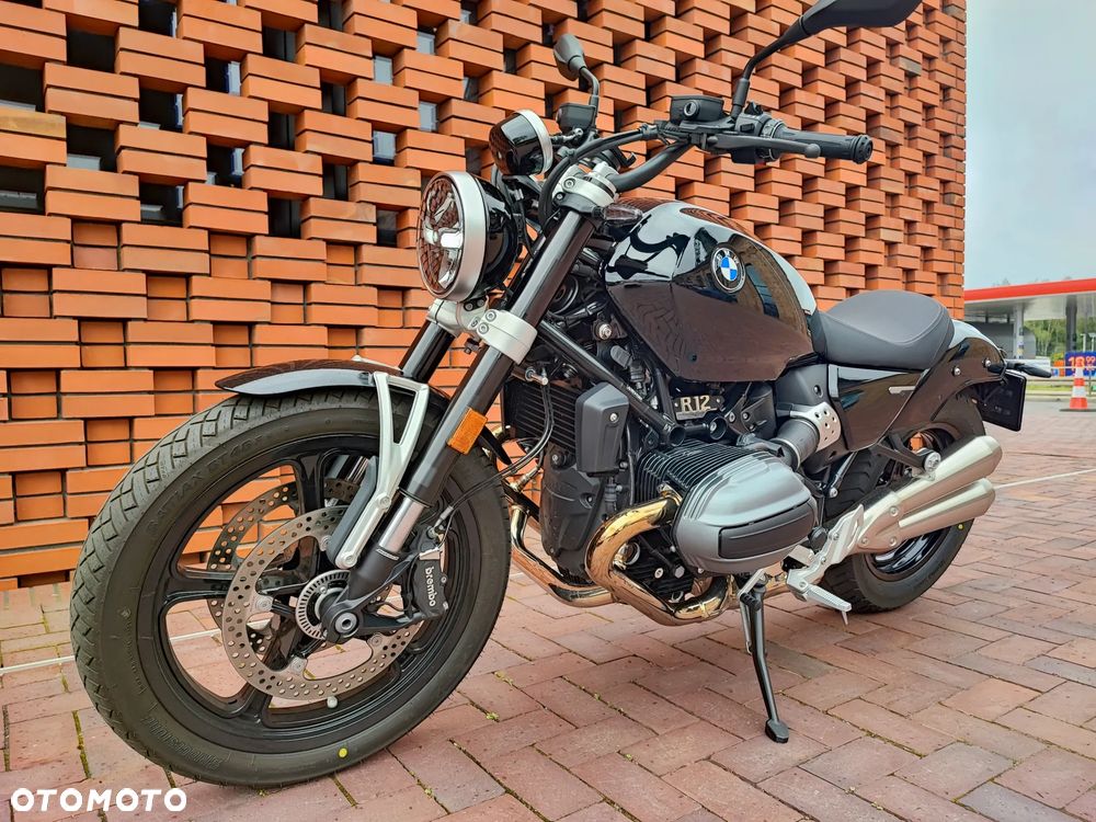 BMW R - 22