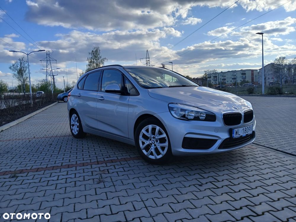 BMW Seria 2 216d - 4