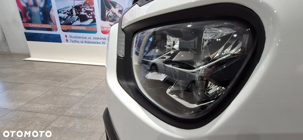 Citroën C3 1.2 PureTech Shine - 25