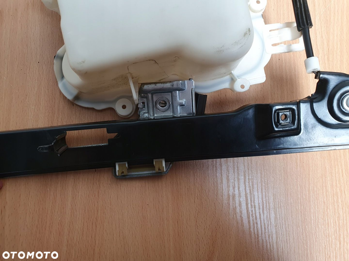 PODNOŚNIK MECHANIZM SZYBY DRZWI PRZÓD TYŁ LEWY PRAWY SEAT ALTEA XL 09r - 11