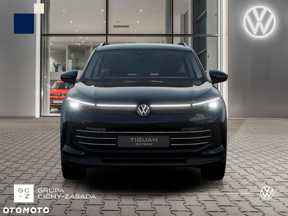 Volkswagen Tiguan - 9