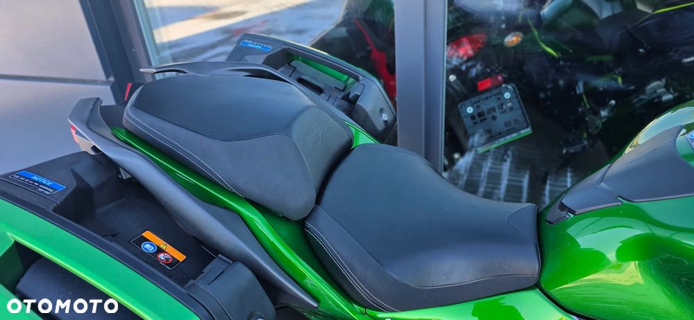 Kawasaki Ninja H2 SX - 12
