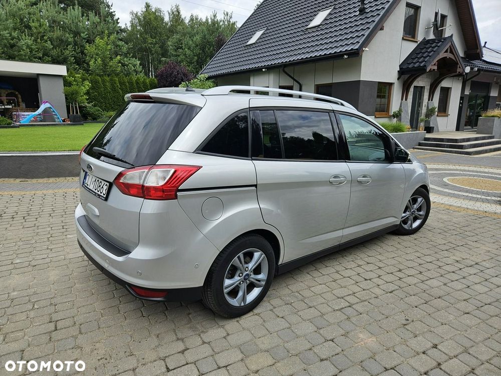Ford Grand C-MAX - 20