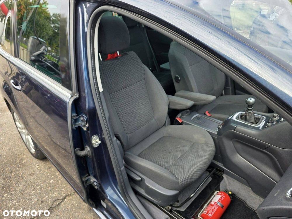 Peugeot 5008 HDI FAP 115 Family - 24