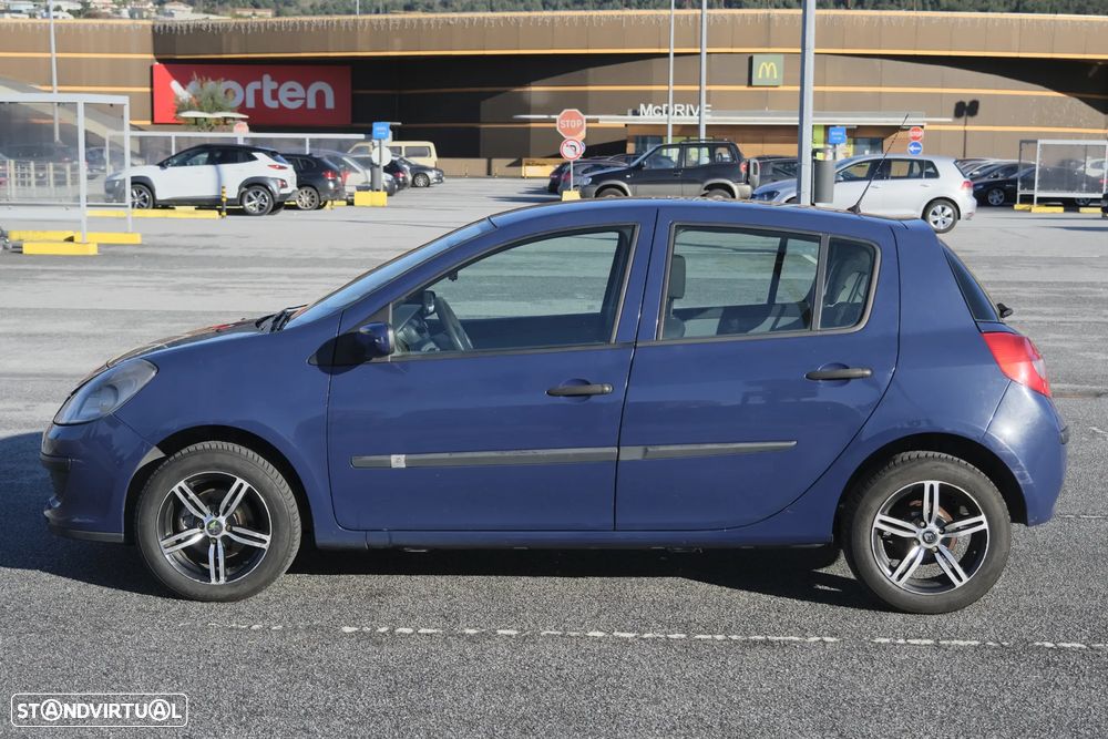 Renault Clio 1.5 dCi Confort - 8