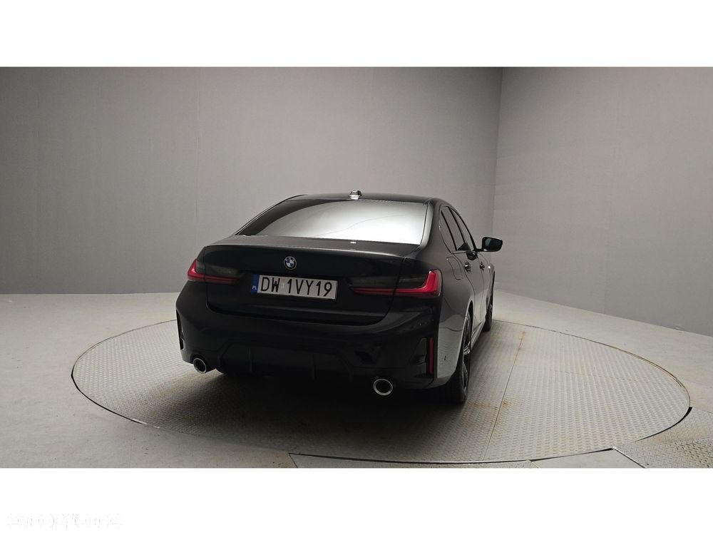 BMW Seria 3 320d xDrive mHEV M Sport - 5