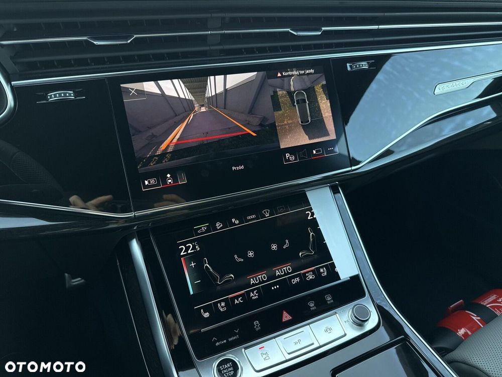 Audi Q8 - 24