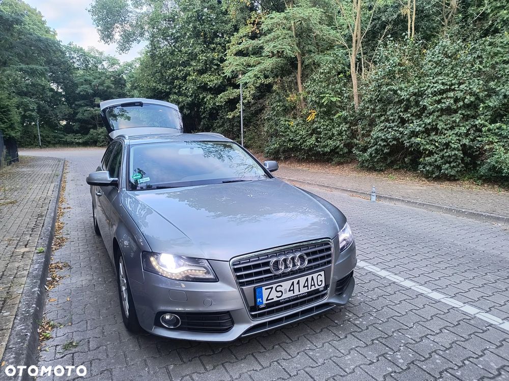 Audi A4 Avant - 4