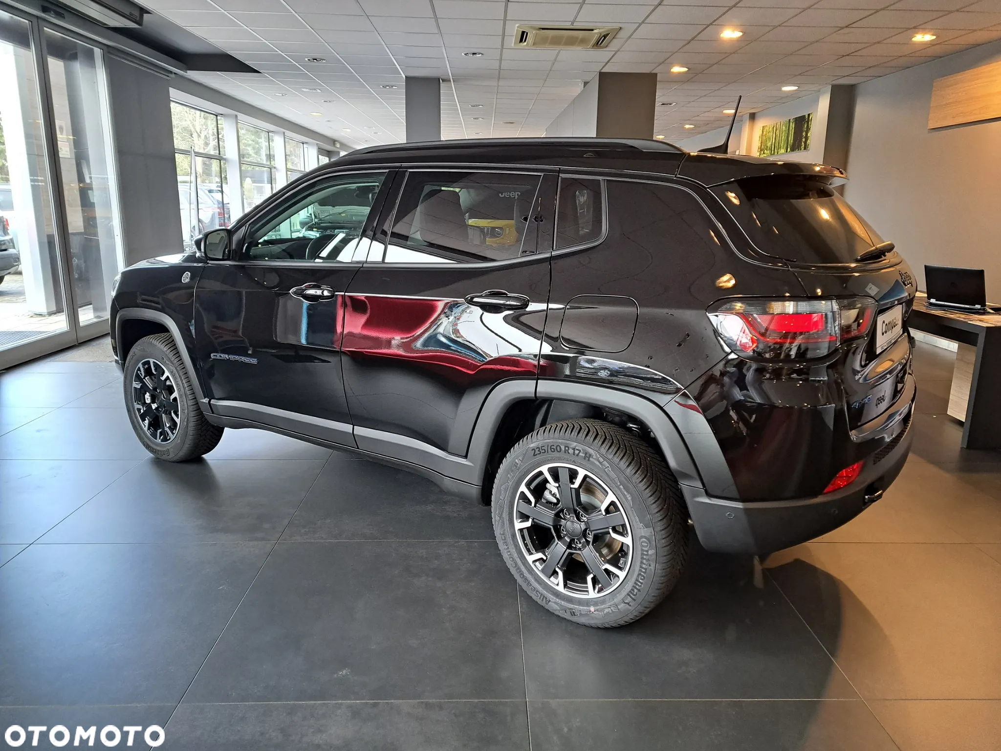 Jeep Compass 1.3 T4 PHEV 4xe Trailhawk S&S - 6