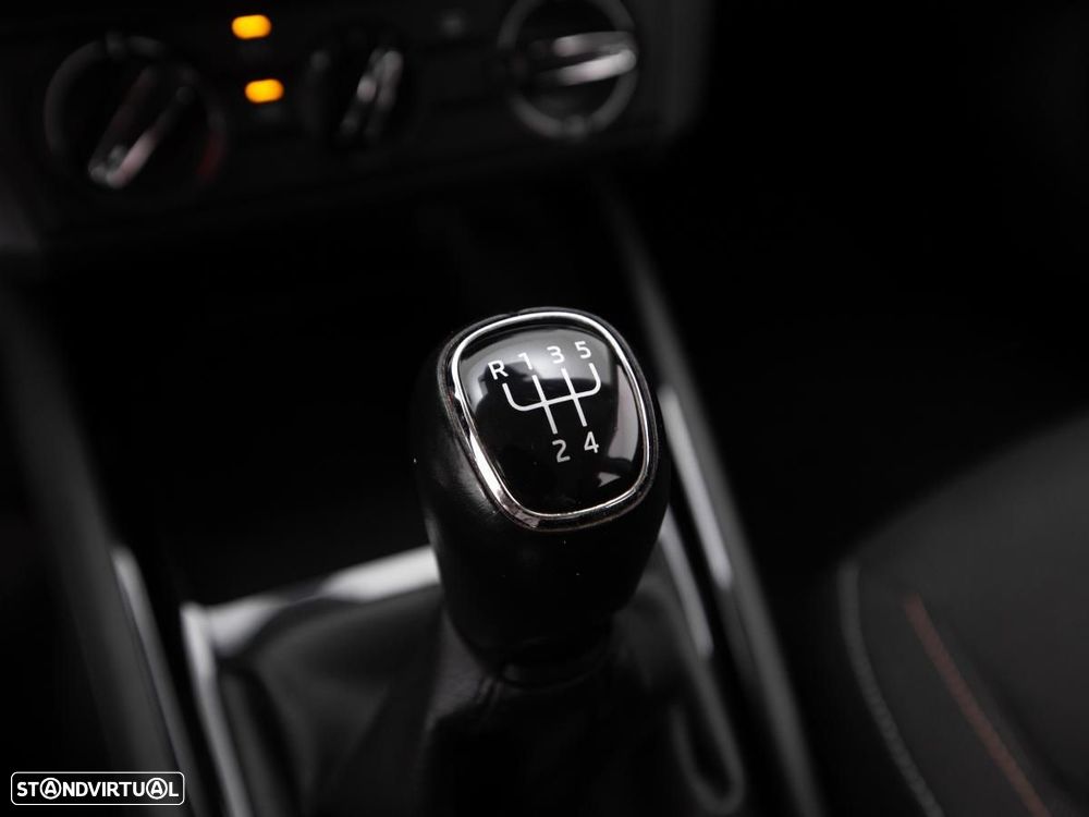 Skoda Kamiq 1.0 TSI - 17